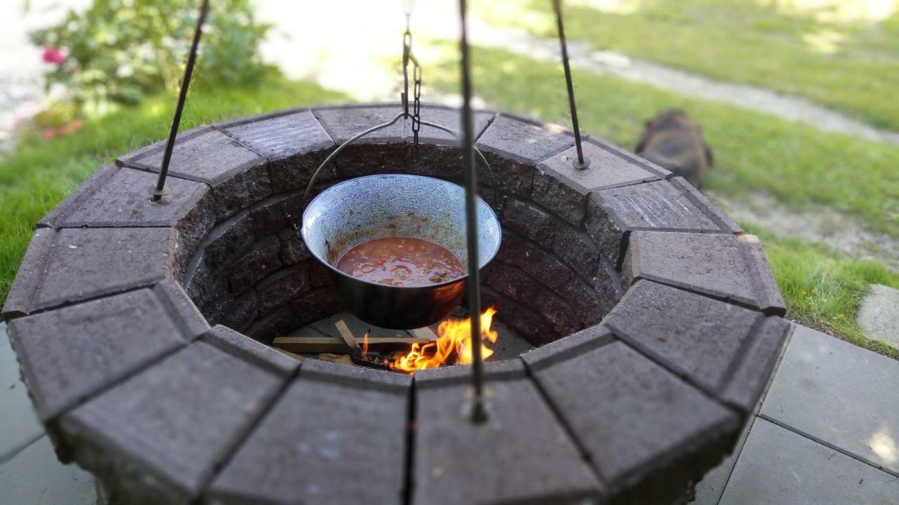 Bakonyi Mandala Haz Lägenhet Bakonybél Exteriör bild